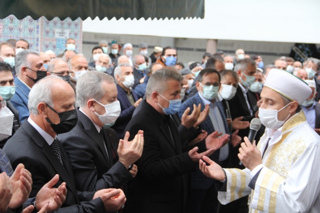 SEMRA ACAR SON YOLCULUĞUNA DUALARLA UĞURLANDI