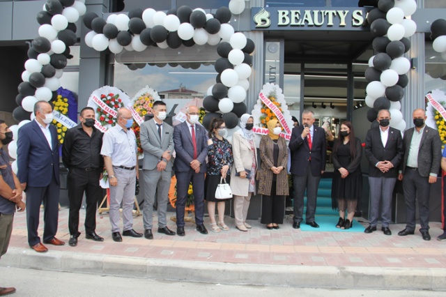 Bafra'da BEAUTY Bayan Kuaför ve Güzellik merkezi açıldı