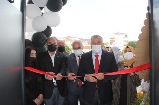 Bafra'da BEAUTY Bayan Kuaför ve Güzellik merkezi açıldı
