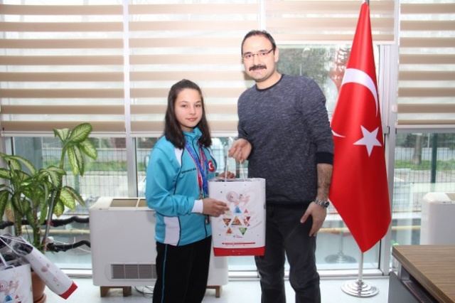 HATİPOĞLU ŞAMPİYONLARLA BİR ARAYA GELDİ