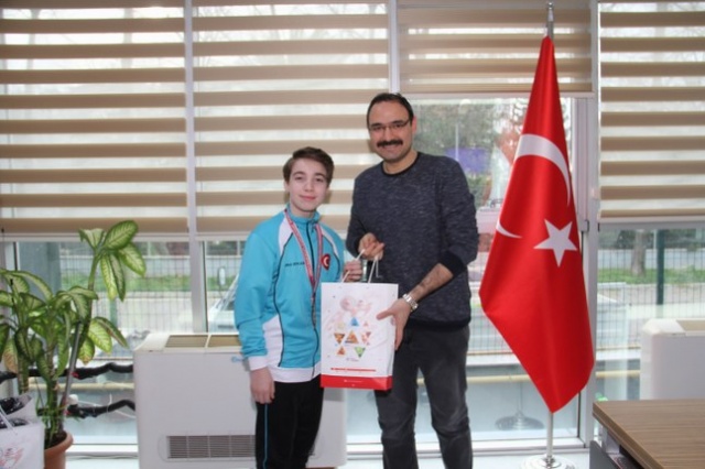 HATİPOĞLU ŞAMPİYONLARLA BİR ARAYA GELDİ