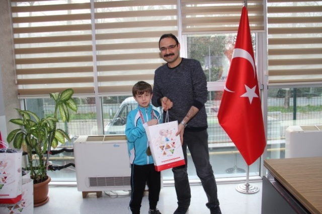 HATİPOĞLU ŞAMPİYONLARLA BİR ARAYA GELDİ