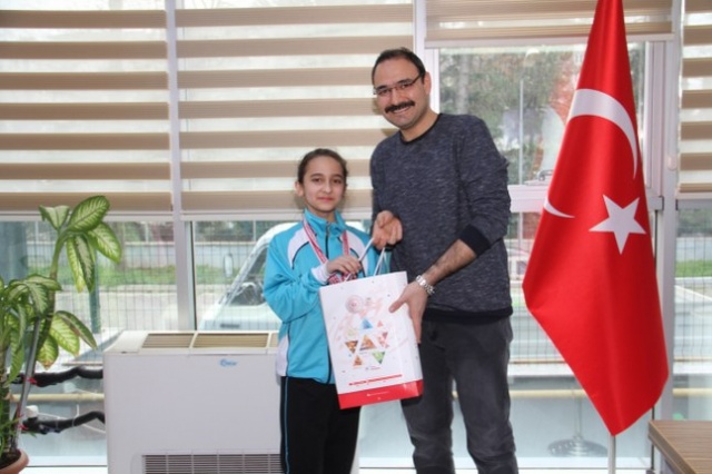 HATİPOĞLU ŞAMPİYONLARLA BİR ARAYA GELDİ