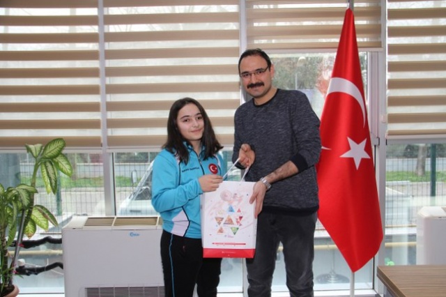 HATİPOĞLU ŞAMPİYONLARLA BİR ARAYA GELDİ