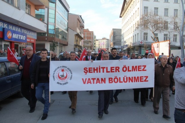 BAFRA ŞEHİTLER İÇİN TEK YÜREK OLDU