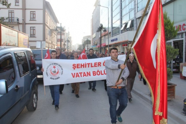 BAFRA ŞEHİTLER İÇİN TEK YÜREK OLDU