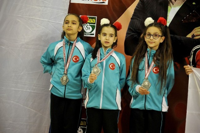 SPONSOR BULAMAYAN TAKIM ŞAMPİYON OLDU