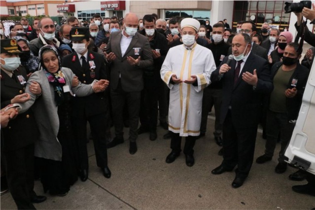Şehit Tayfun Özköse'nin cenazesi memleketi Samsun'a getirildi