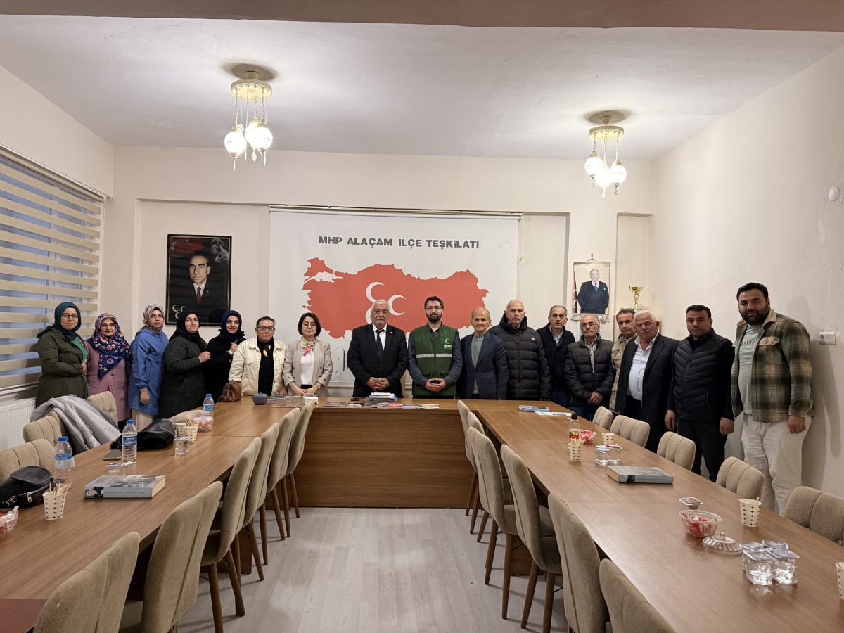 Alaçam'da MHP İlçe Teşkilatına bağımlılıkla mücadele eğitimi verildi