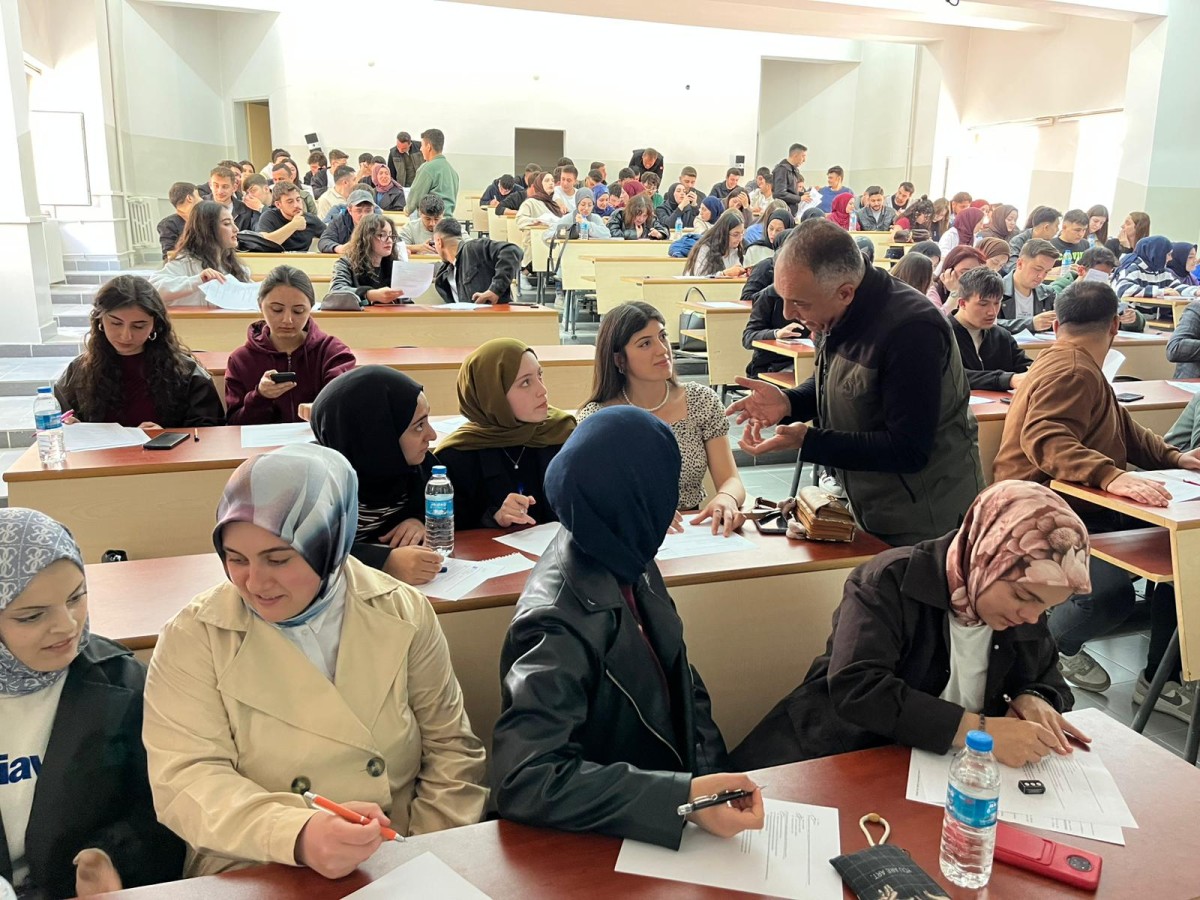 Vezirköprü MYO'da 120 kişiye yangın gönüllüsü sertifikası verildi