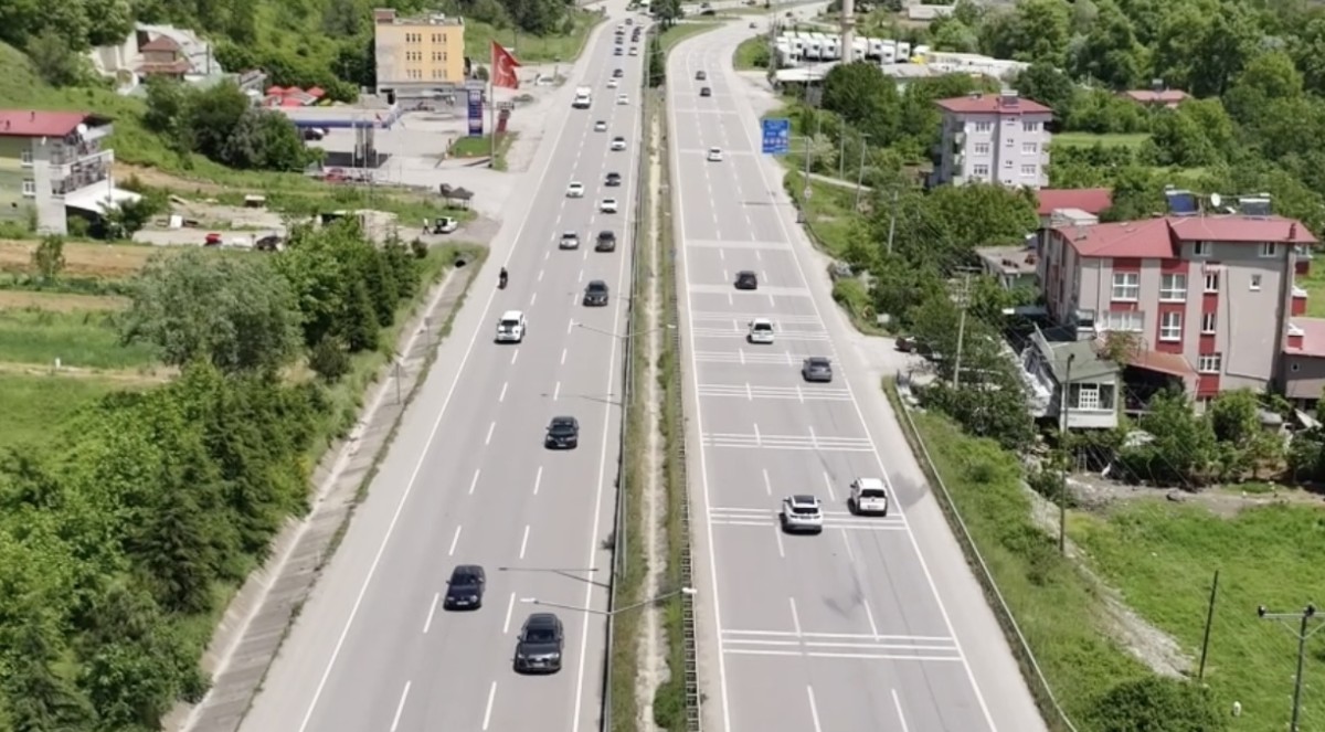 Samsun-Ankara kara yolunda bayram dönüşü yoğunluğu