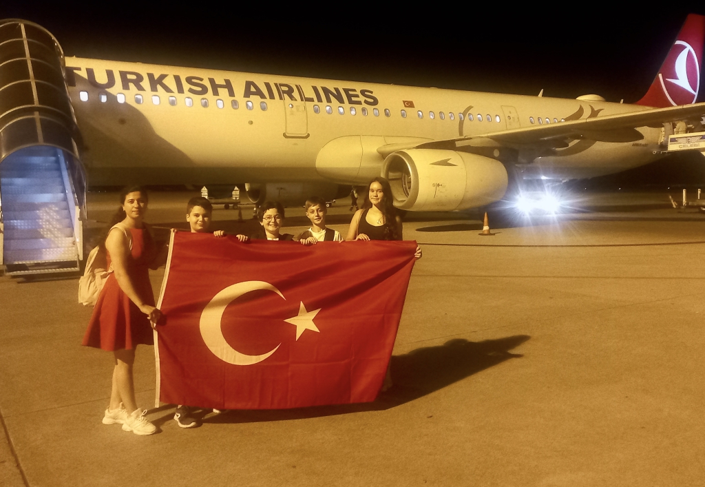Samsunlu öğrenciler Asya Uluslararası Matematik Olimpiyatı için Vietnam'a gitti