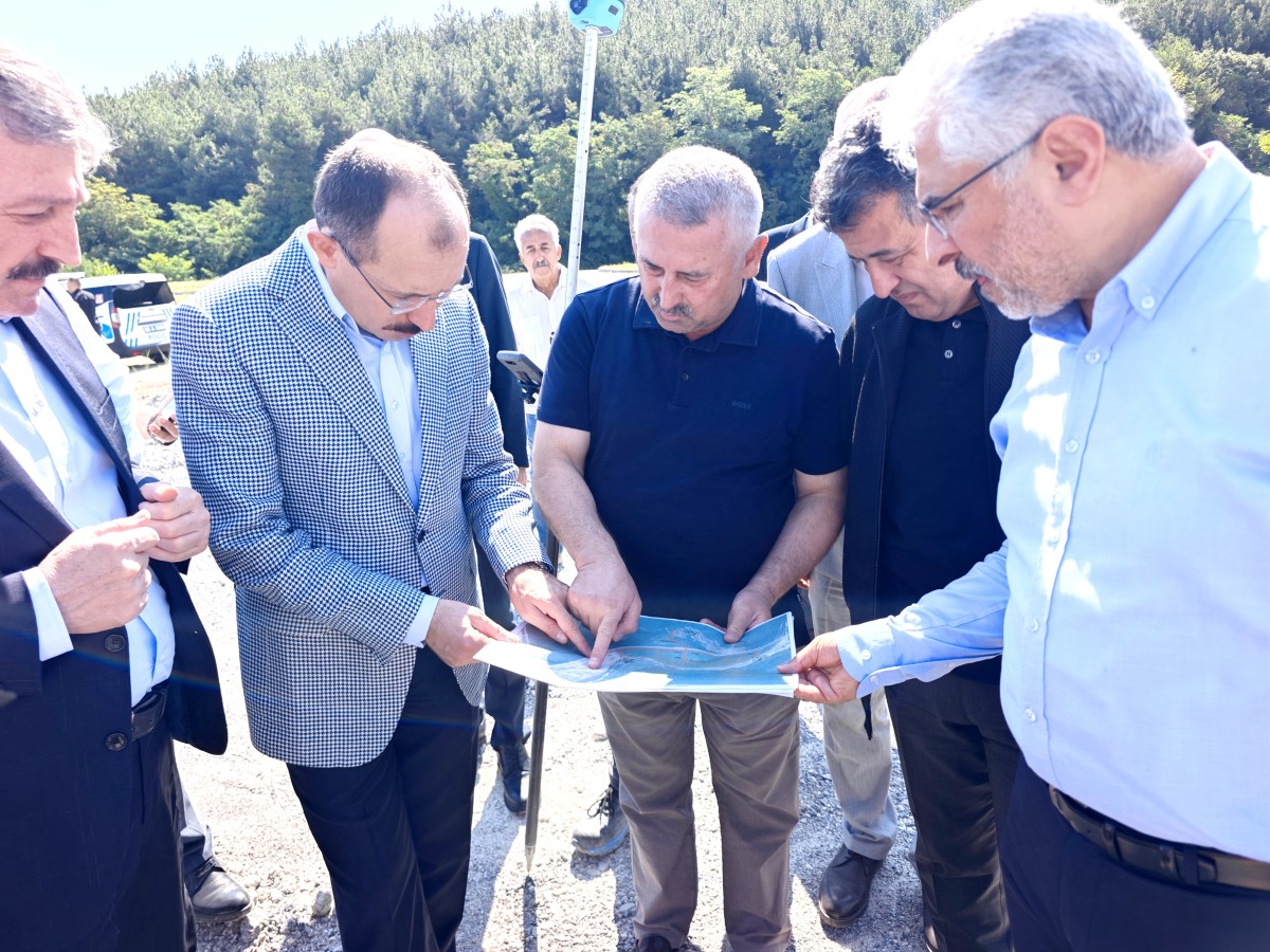 Samsun'da protokol üyeleri Yakakent ve Alaçam'daki yatırımları inceledi