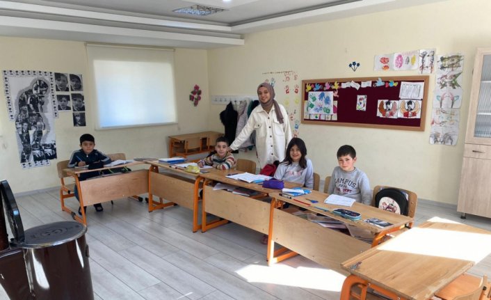 Çorum'da "Köy Yaşam Merkezi"nde 85 kişiye eğitim verildi