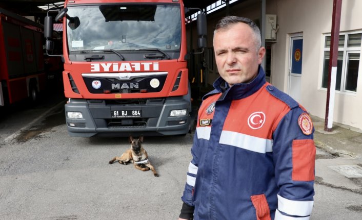 Arama kurtarma köpeği “Rita“, deprem bölgesinde 3 kişi ile bir kediyi kurtardı