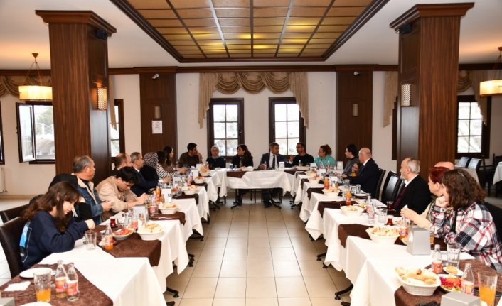 Karabük, Bartın ve Zonguldak'ta 6 bin 910 depremzede misafir ediliyor