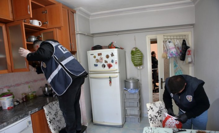 Çorum'da 22 adrese düzenlenen eş zamanlı uyuşturucu operasyonunda 6 zanlı yakalandı