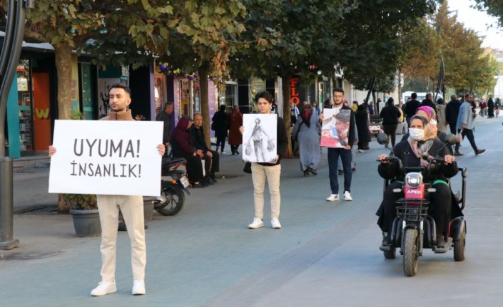 Bolu'da üniversite öğrencileri Filistin için "sessiz" eylem yaptı