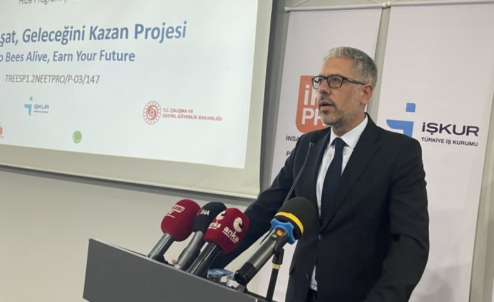 Çorum'da genç istihdamına yönelik "Arıları Yaşat, Geleceğini Kazan Projesi" tanıtıldı