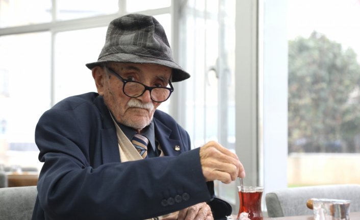 Evinden çıkamayan yaşlılar “büyükler kreşi“nde sosyalleşme imkanı buluyor