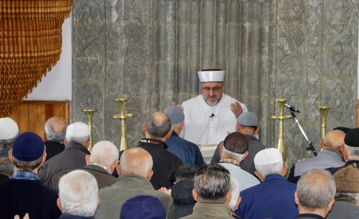 Gazze'de hayatını kaybedenler için Orta ve Doğu Karadeniz'de gıyabi cenaze namazı kılındı