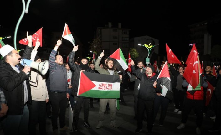 İsrail'in Gazze'deki hastaneye saldırısı Orta ve Doğu Karadeniz'de protesto edildi