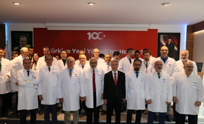 İzmir Ekonomi Üniversitesi Medical Point Hastanesinde Organ Nakli Merkezi açıldı
