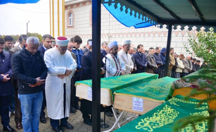 Ordu'da otomobil ile tırın çarpıştığı kazada ölü sayısı 5'e yükseldi