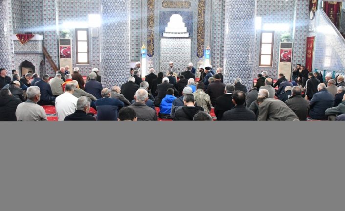 12 Kasım Düzce Depremi'nin 24. yılında hayatını kaybedenler anıldı