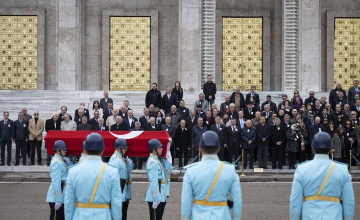 Eski Devlet Bakanı Güneş Müftüoğlu, Zonguldak'ta son yolculuğuna uğurlandı
