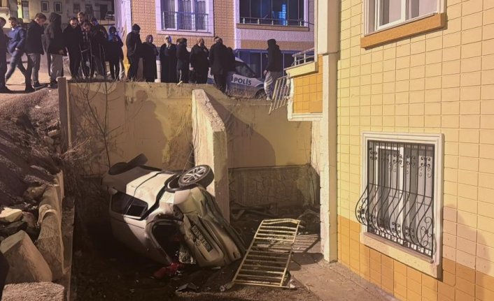 Cipin istinat duvarından düşmesi sonucu biri ağır 3 kişi yaralandı