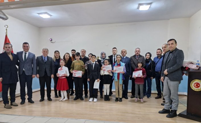 Yağlıdere'de, "İstiklal Marşı'nı Güzel Okuma" yarışması ilçe finali yapıldı