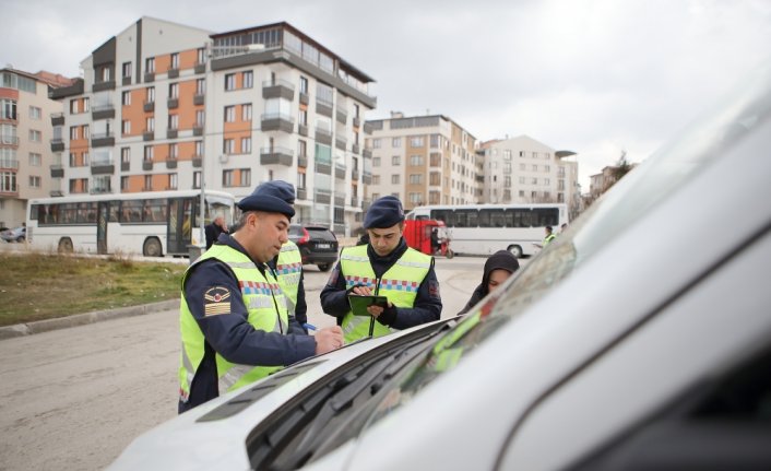 Çorum'da 14 okul servis aracı trafikten men edildi
