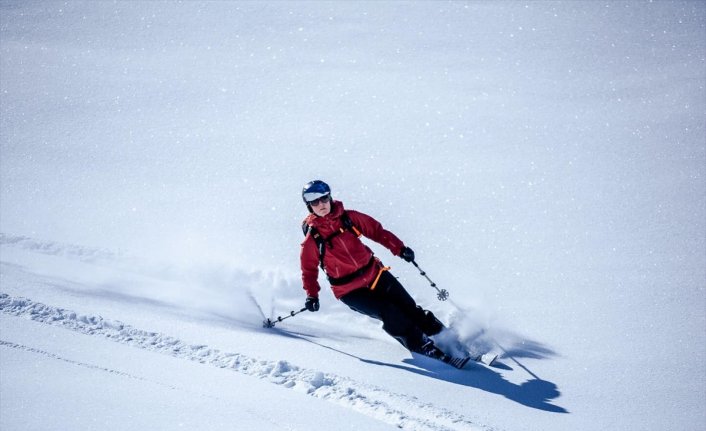 Kaçkar Dağları'ndaki heliski etkinliğinde 13. hafta heyecanı yaşanıyor