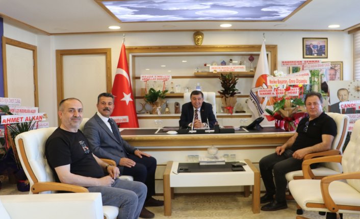 Havza OSB'de yer tahsis talebinde bulunan firmadan Belediye Başkanı İkiz'e ziyaret