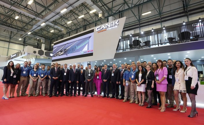 CANiK Yönetim Kurulu Başkanı Aral, “19 Mayıs Atatürk'ü Anma, Gençlik ve Spor Bayramı“nı kutladı