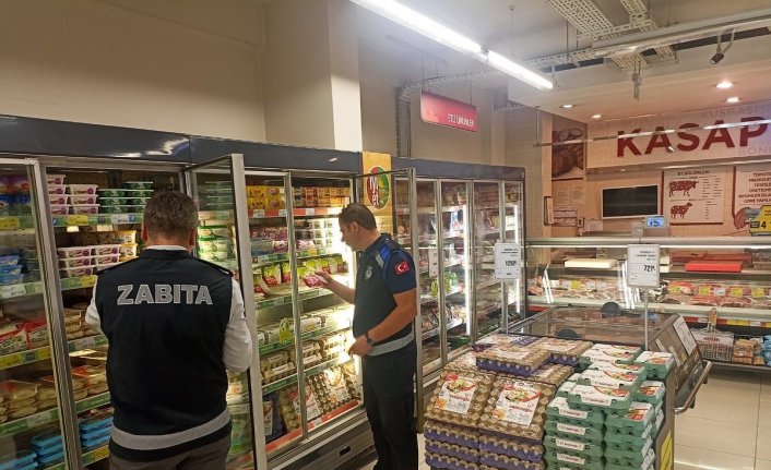 Çorum'da kasa ve reyon fiyatları farklı olan 9 markete ceza uygulandı