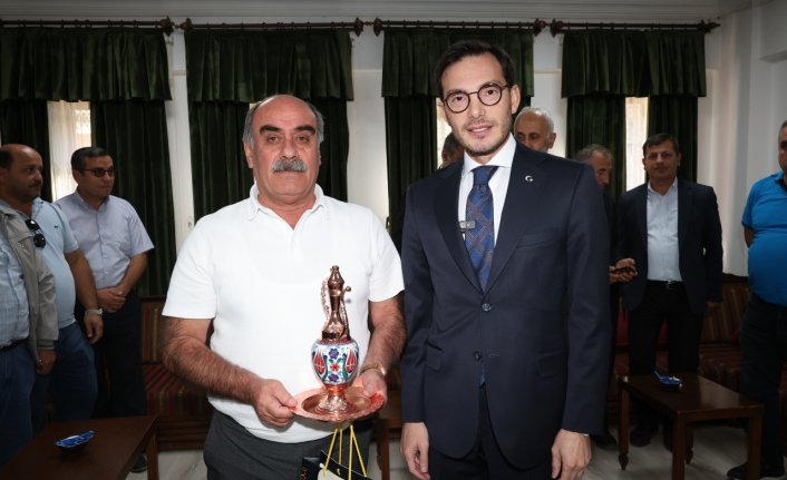 Tokat Belediye Başkanı Yazıcıoğlu, emekli olan 28 personelle bir araya geldi