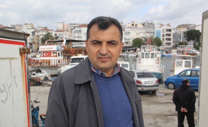 Hamsinin ağlara nadir takılması, sezonun geri kalanı için balıkçıları endişelendiriyor