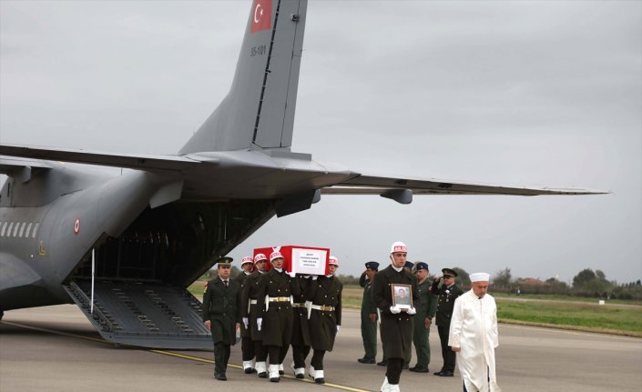 Şırnak'ta Pençe-Kaplan Operasyonu bölgesinde şehit olan askerin naaşı Samsun'a getirildi