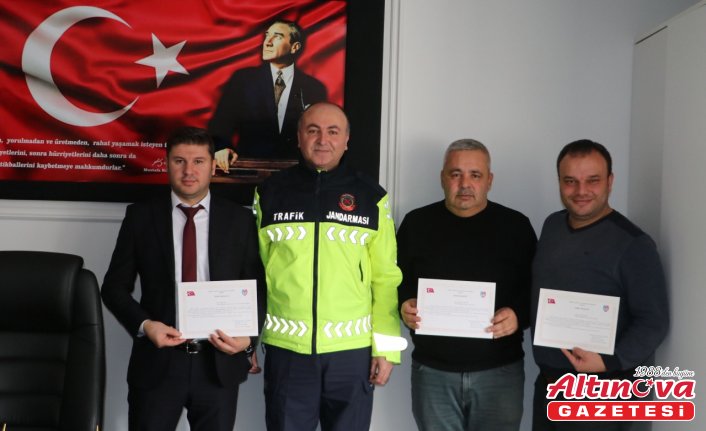 Emekli Uzman Jandarmalar Derneğinden Havza Belediyesi ve basın çalışanına onur belgesi