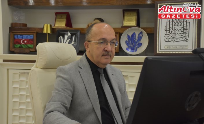 Gümüşhane Üniversitesi Rektörü Zeybek, AA'nın “Yılın Kareleri“ oylamasına katıldı