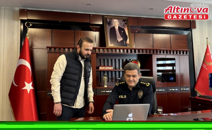 Kastamonu Emniyet Müdürü Ay, AA'nın “Yılın Kareleri“ oylamasına katıldı