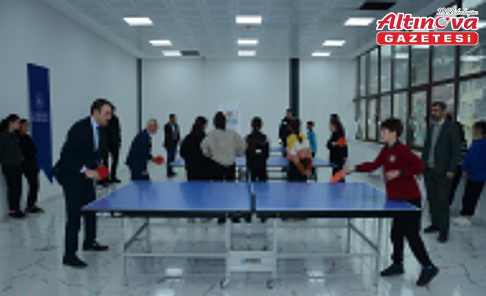 Şalpazarı'nda okul sporlarında başarılı öğrenciler bir araya geldi