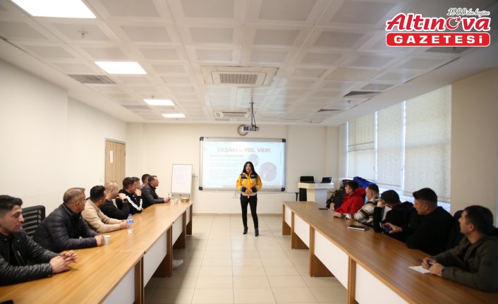 Tokat'ta “Fermuar sistemi ile yaşama yol ver“ projesi kapsamında 63 kişiye eğitim verildi