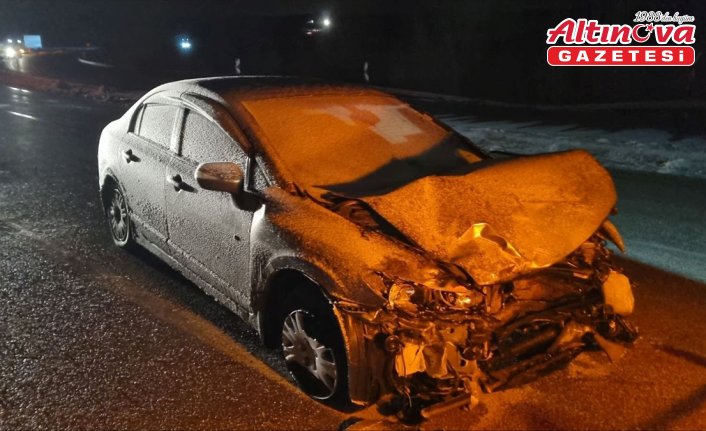 Çorum'da 2 aracın çarpışması sonucu 6 kişi yaralandı
