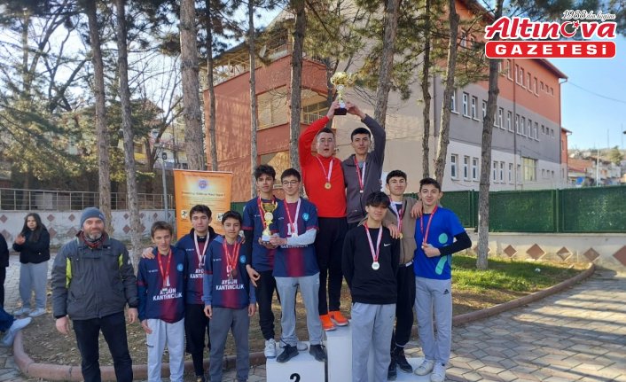 Okul Sporları Oryantiring İl Birinciliği Bayat'ta yapıldı