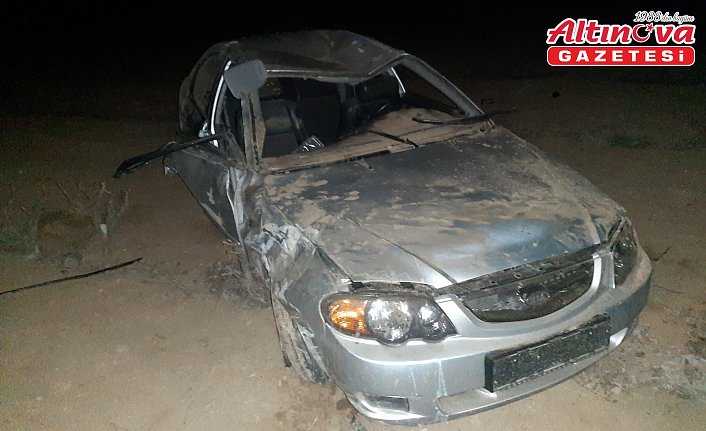 Çorum'da şarampole devrilen otomobilin sürücüsü yaralandı