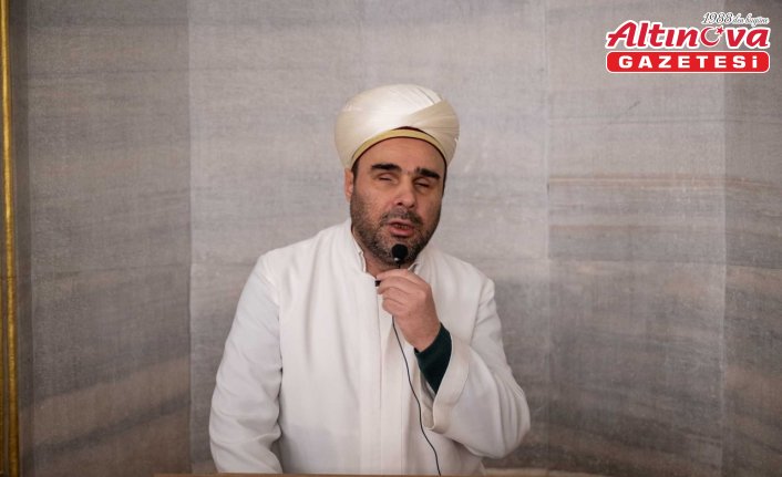 Sultanahmet Camisi'nin gönül gözüyle gören müezzini engellilere ilham oluyor