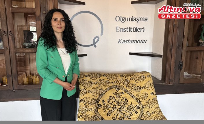 Kastamonu'da asırlık yorgan ile minder kılıfında ilk ve nadir görülen desenlere rastlandı